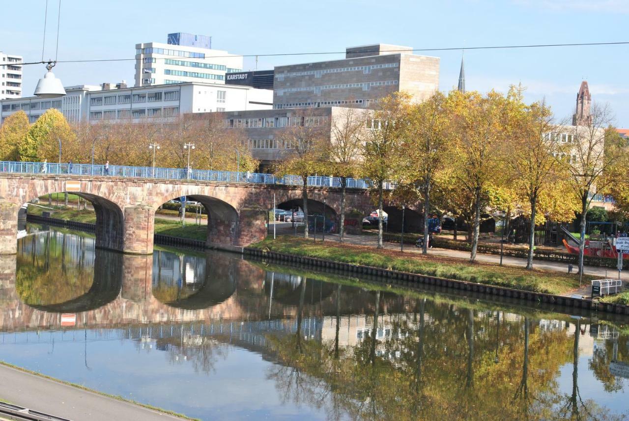 Im Grunen Am Stadtrand Saarbrücken Exterior foto
